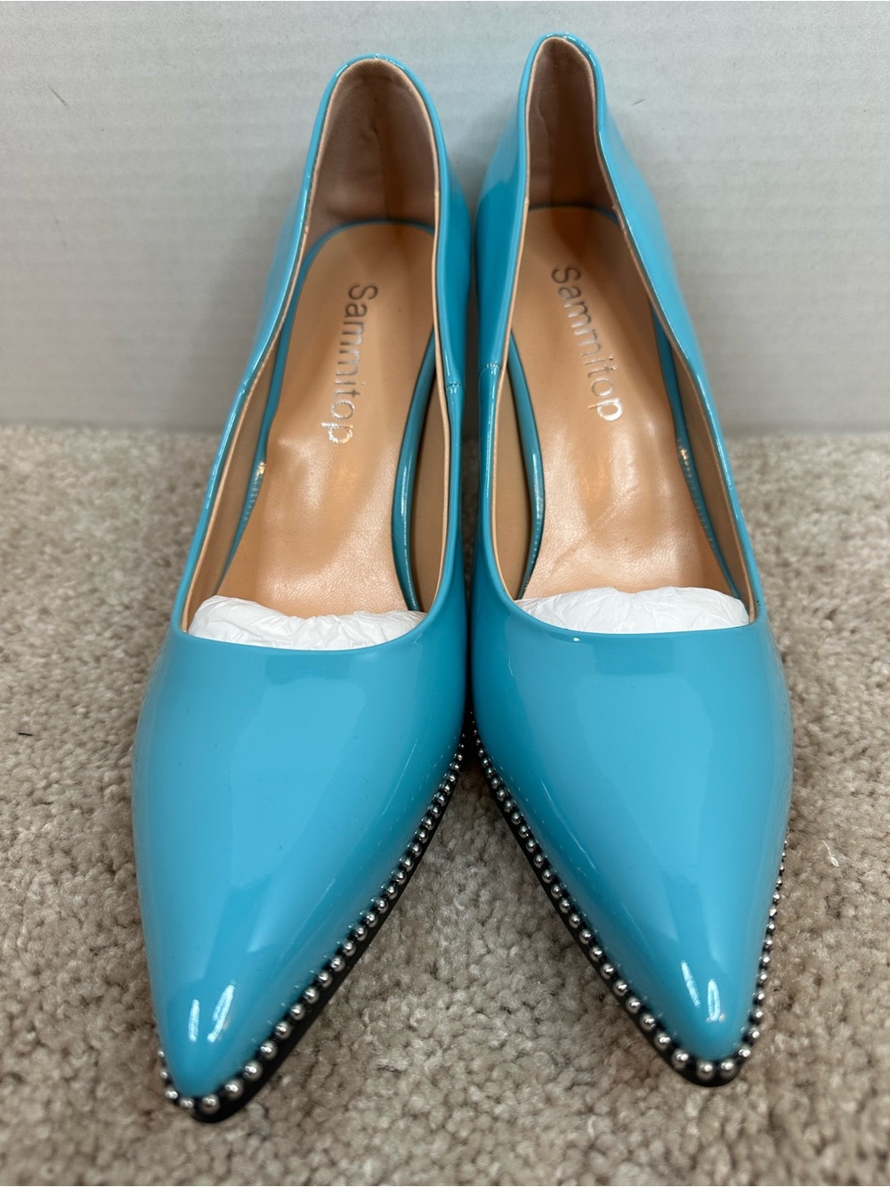 Pointed-Toe Patent Pumps in Turquoise with Stud Trim, size 9.5, new without box - Picture 4 of 8